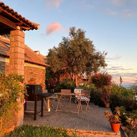 Cozy Sea View House Faja Da Ovelha 度假居