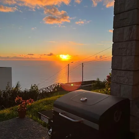 Cozy Sea View House Faja Da Ovelha 度假居 卡列塔