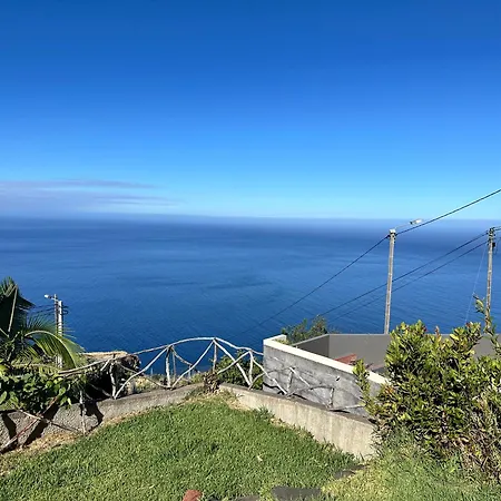 Cozy Sea View House Faja Da Ovelha 度假居 卡列塔