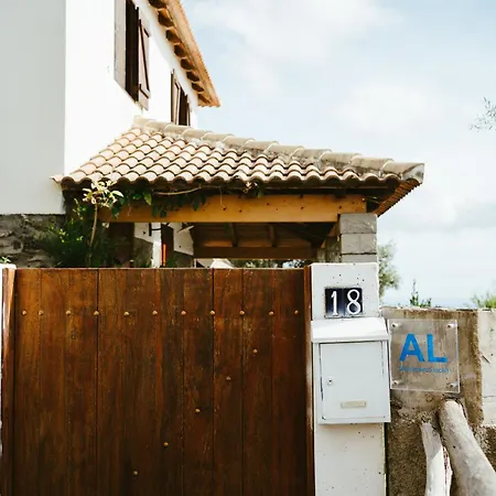 Semesterbostad Cozy Sea View House Faja Da Ovelha *
