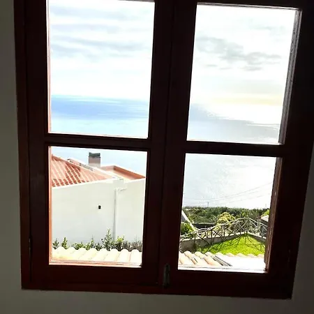 Cozy Sea View House Faja Da Ovelha Дом отдыха Кальета