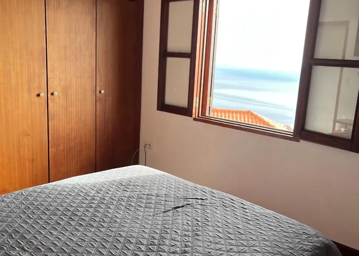 Cozy Sea View House Faja Da Ovelha Hébergement de vacances Calheta (Madeira)