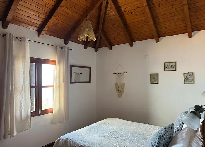 Holiday home Cozy Sea View House Faja Da Ovelha *